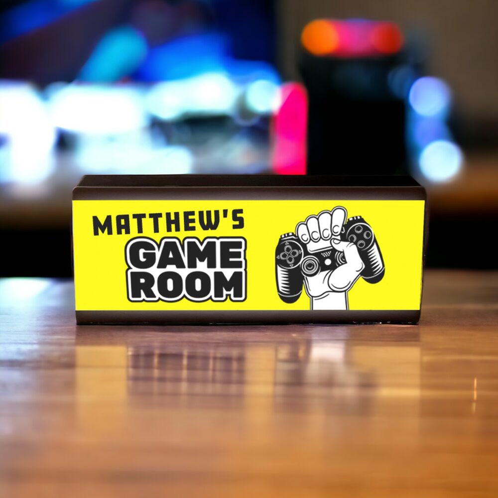 personalised game room light